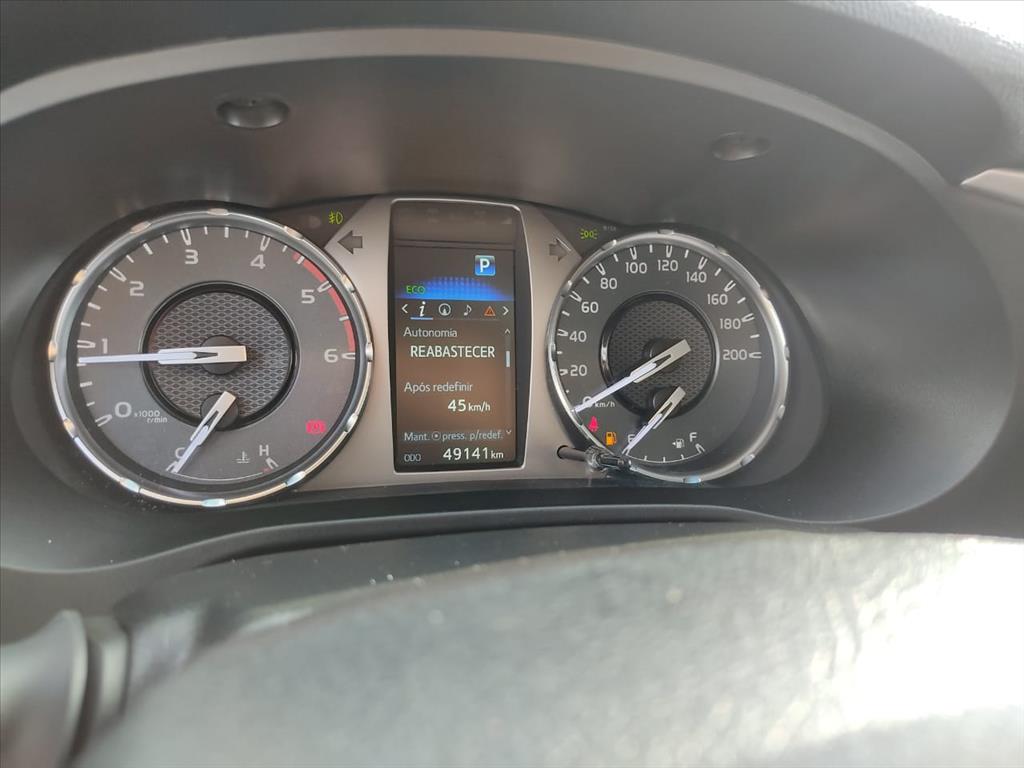 HILUX 2.8 D-4D TURBO DIESEL CD SR 4X4 AUTOMÁTICO8