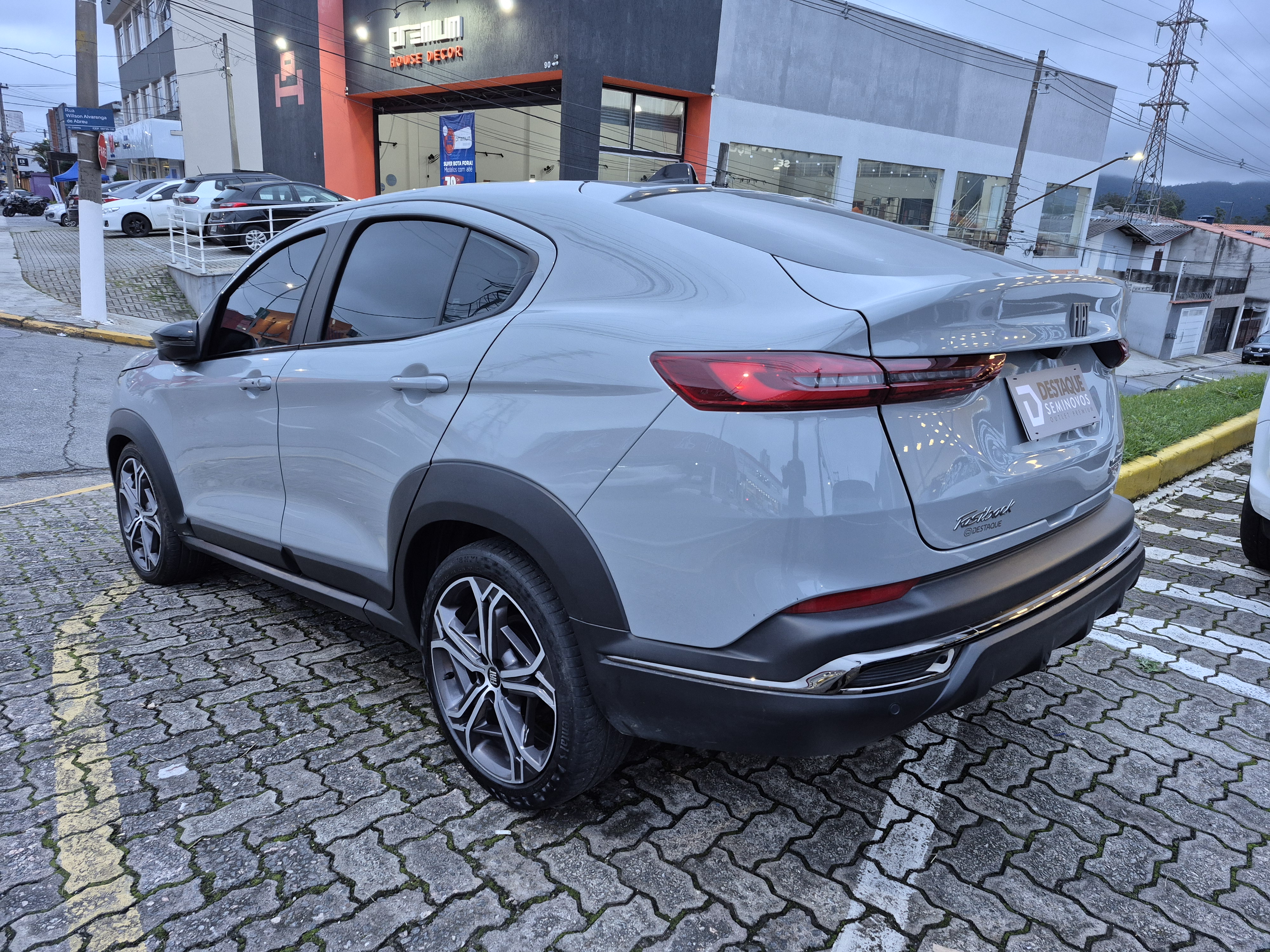 Foto ilustrativa do carro