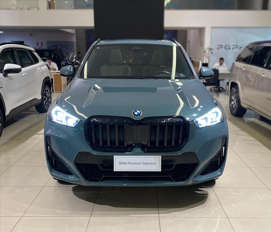 X1 2.0 16V TURBO GASOLINA SDRIVE20I M SPORT STEPTRONIC