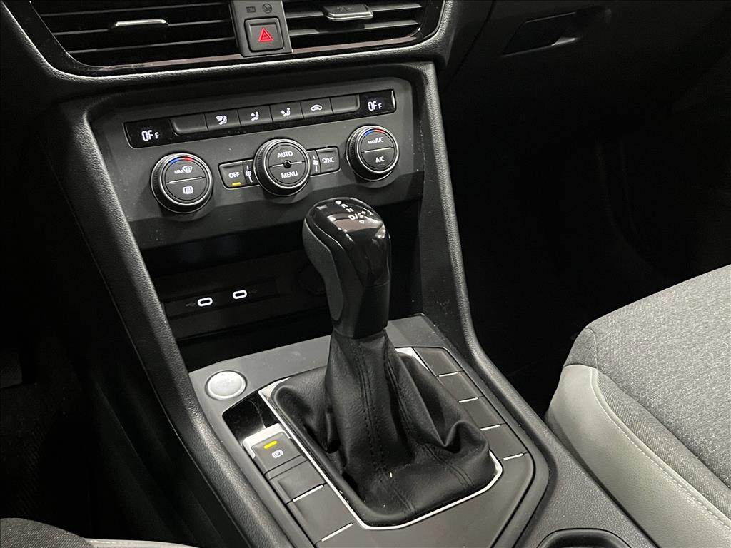 TAOS 1.4 250 TSI TOTAL FLEX COMFORTLINE AUTOMÁTICO8
