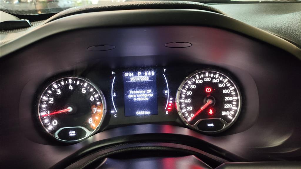 RENEGADE 1.8 16V FLEX 4P AUTOMÁTICO3