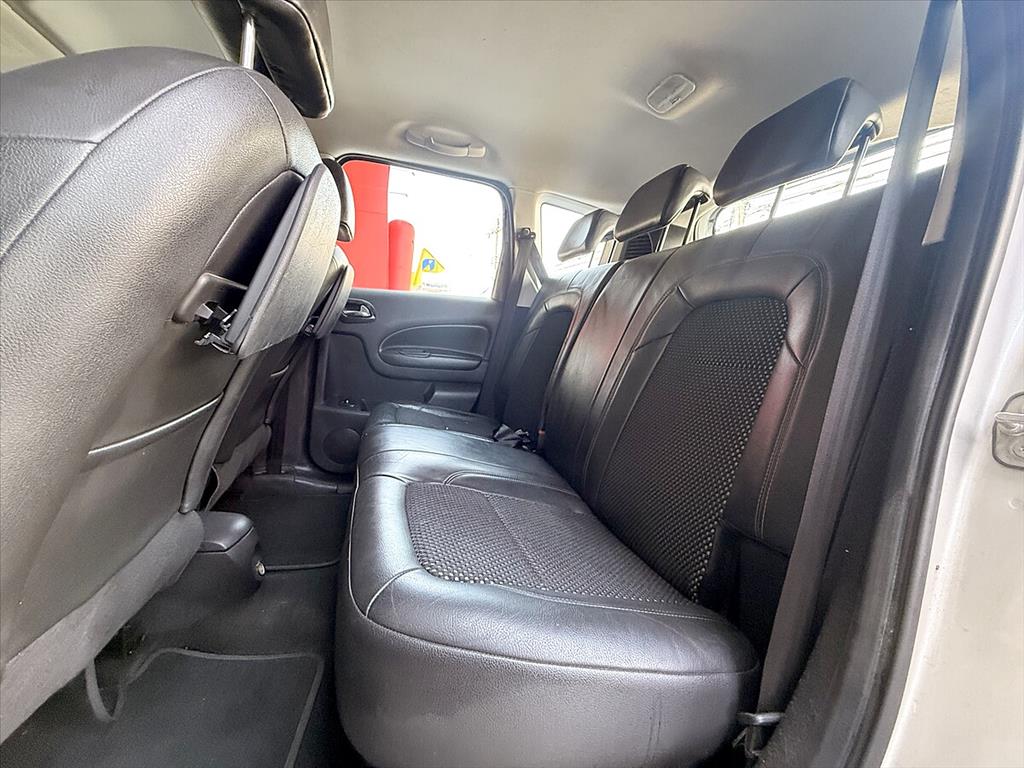 Citroën C3 - 1.6 EXCLUSIVE 16V FLEX 4P MANUAL