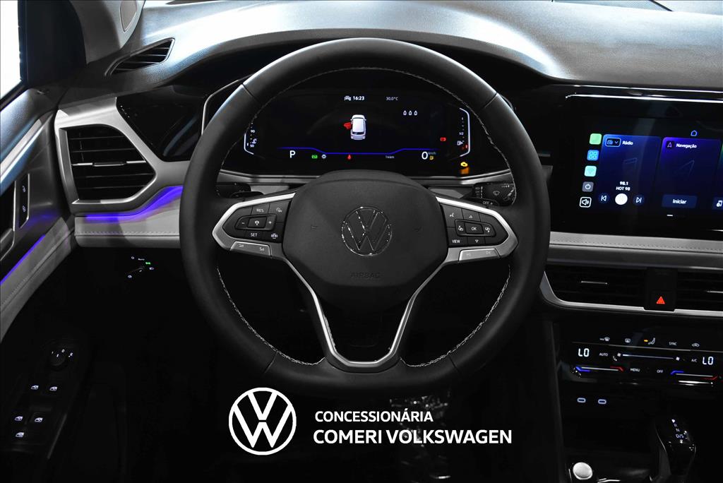 TAOS 1.4 250 TSI TOTAL FLEX COMFORTLINE AUTOMÁTICO18