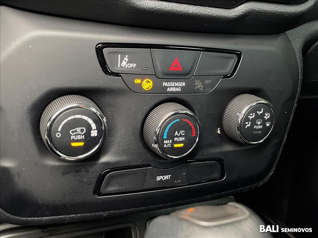 RENEGADE 1.3 T270 TURBO FLEX SPORT AT614