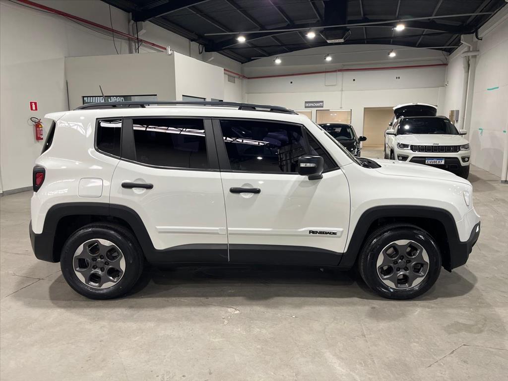 RENEGADE 1.8 16V FLEX STD 4P AUTOMÁTICO8