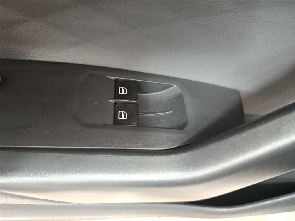 POLO 1.0 MPI TRACK MANUAL10