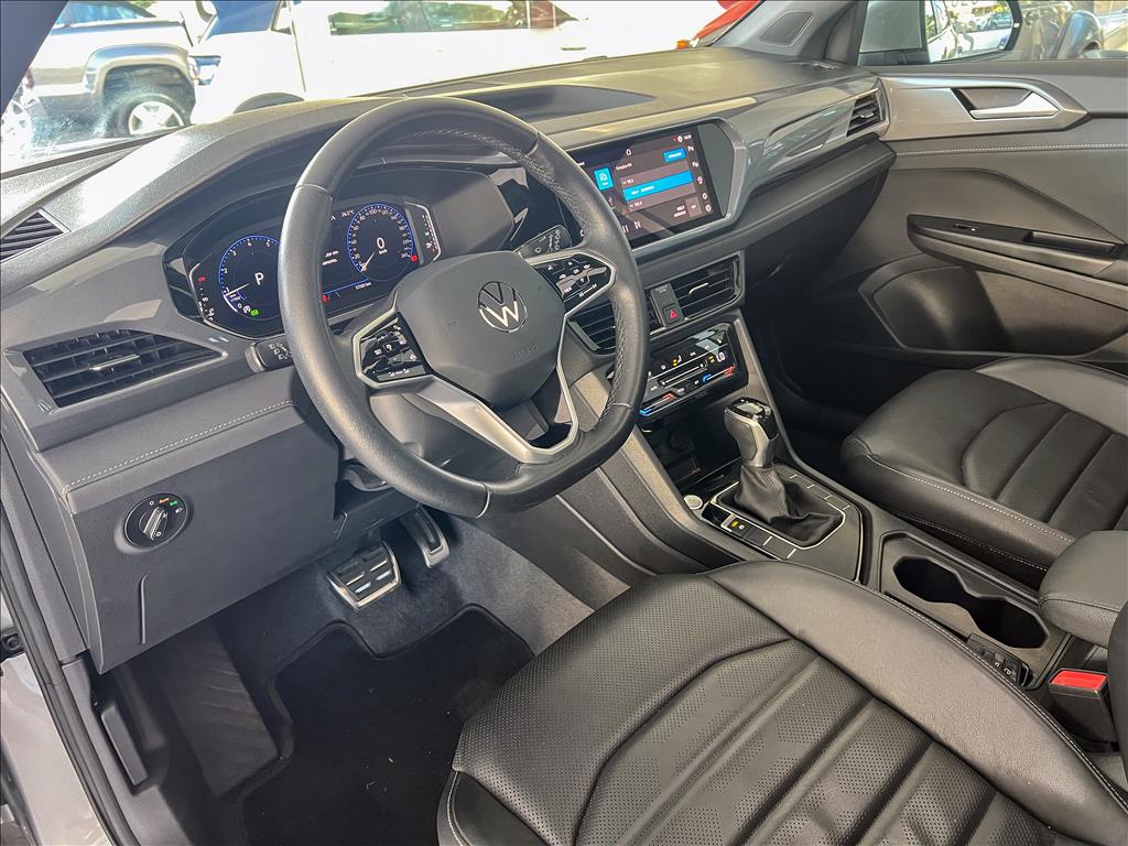 TAOS 1.4 250 TSI TOTAL FLEX HIGHLINE AUTOMÁTICO12