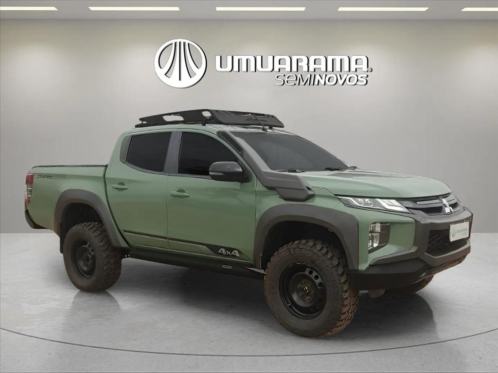 L200 TRITON 2.4 16V TURBO DIESEL SPORT SAVANA CD 4P 4X4 AUTOMÁTICO3
