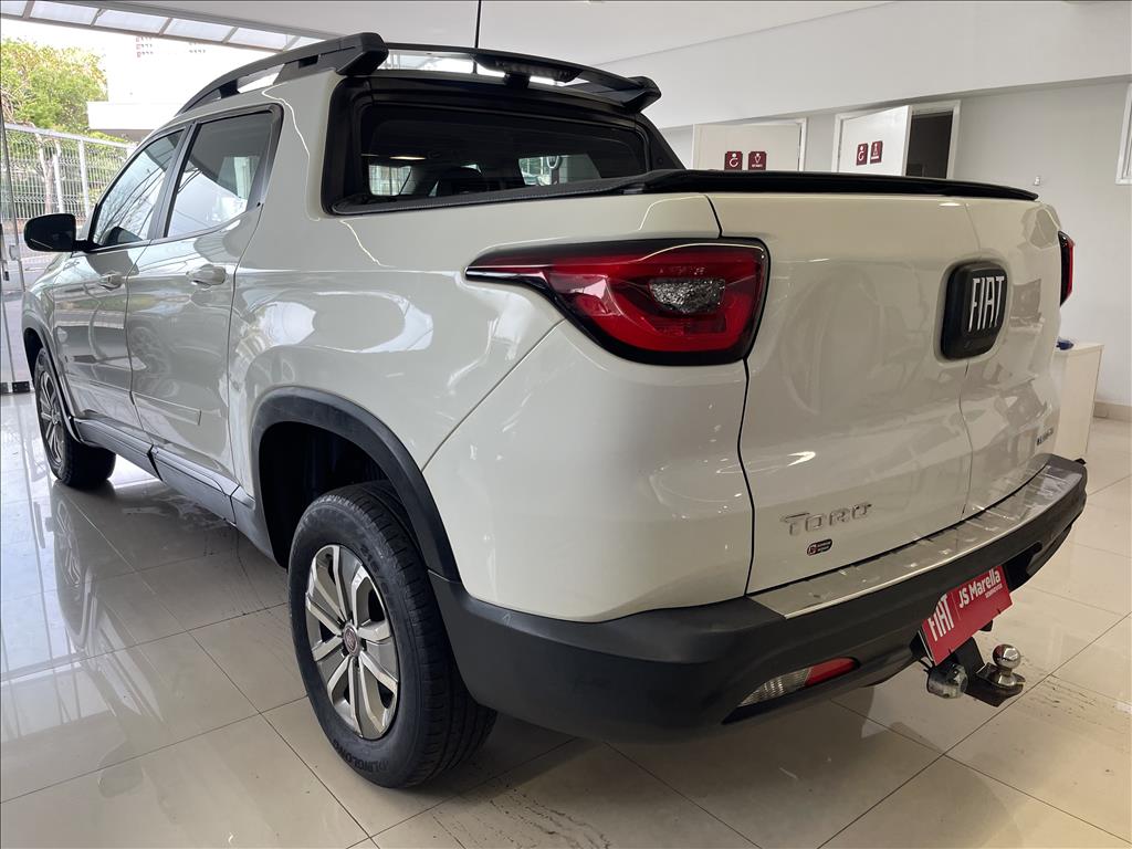 TORO 1.8 16V EVO FLEX FREEDOM AT63