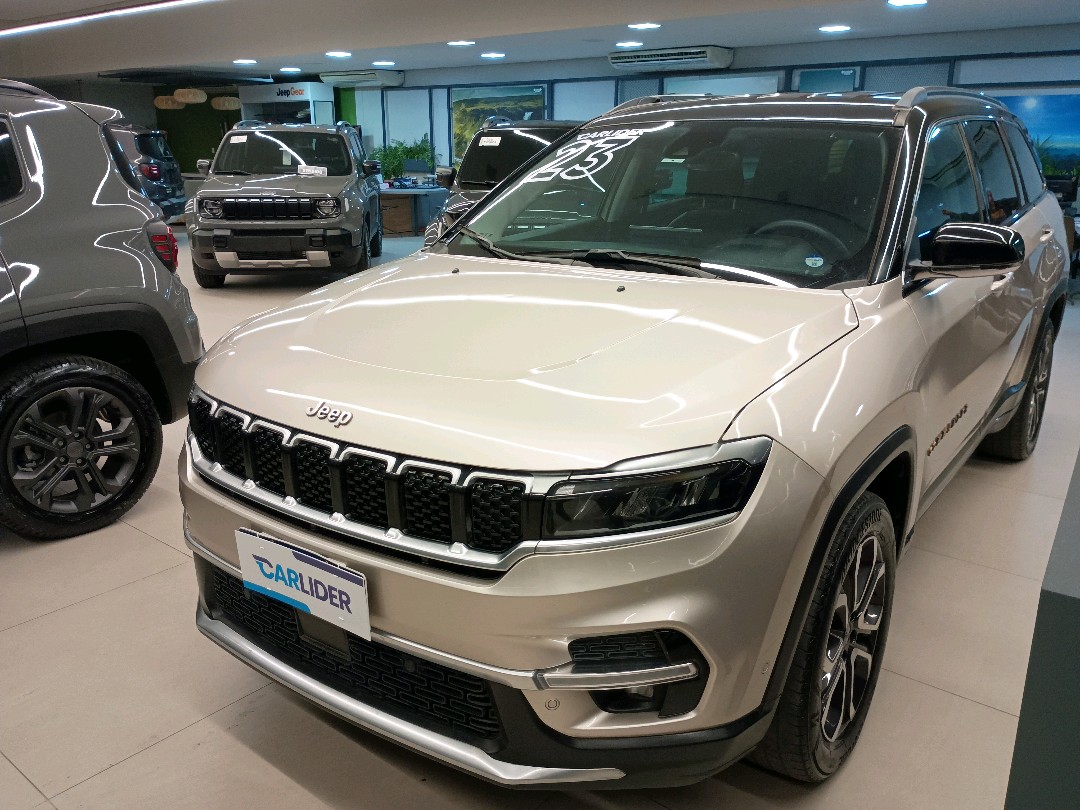 COMMANDER 1.3 T270 TURBO FLEX LIMITED AT65