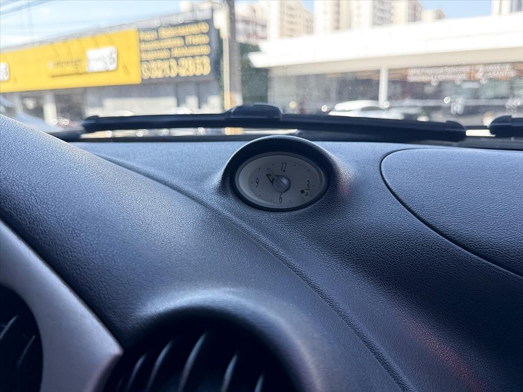 Ford Ka - 1.6 MPI XR 8V GASOLINA 2P MANUAL