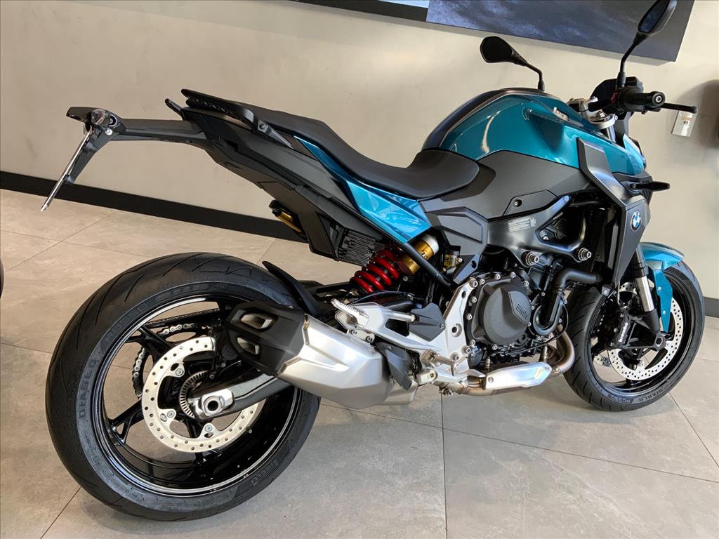 BMW Motorrad-F-900 R
