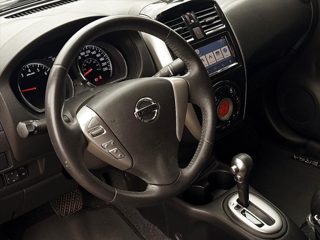 Nissan Versa - 1.6 16V FLEXSTART SL 4P XTRONIC