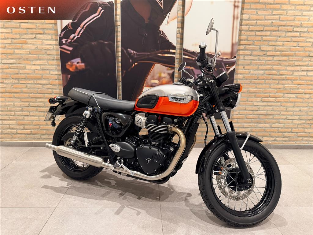 TRIUMPH-BONNEVILLE-T100 900