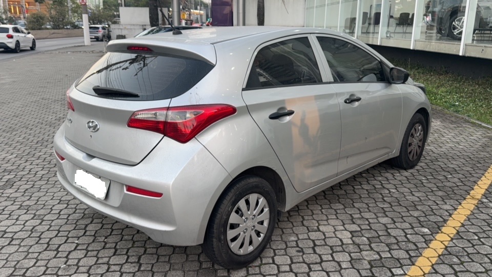 Hyundai-HB20-1.0 COMFORT 12V FLEX 4P MANUAL