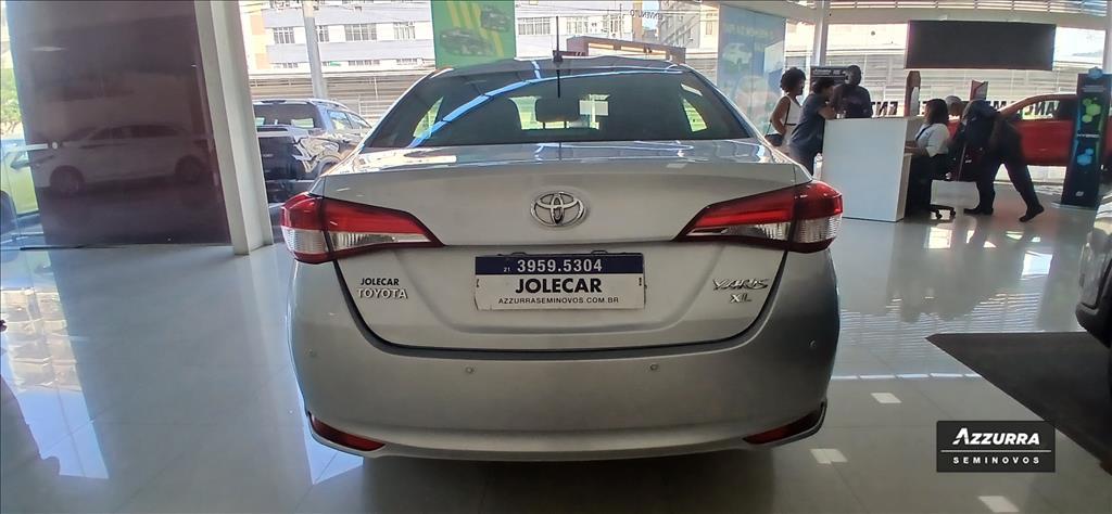 YARIS 1.5 16V FLEX SEDAN XL MANUAL5