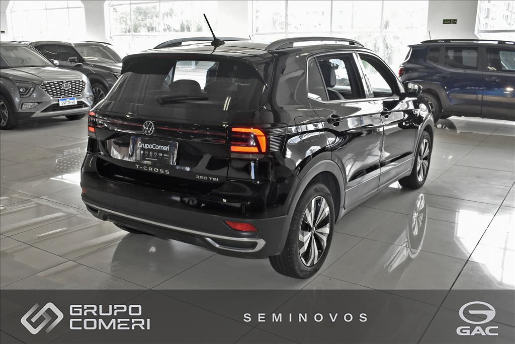 T-CROSS 1.4 250 TSI TOTAL FLEX HIGHLINE AUTOMÁTICO1