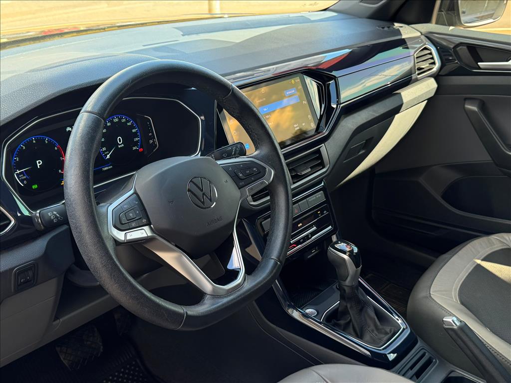 Volkswagen-T-CROSS-1.0 200 TSI TOTAL FLEX COMFORTLINE AUTOMÁTICO