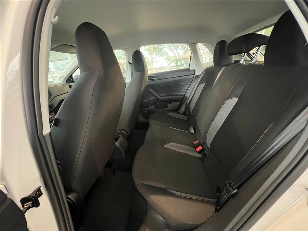 POLO 1.0 MPI TRACK MANUAL18
