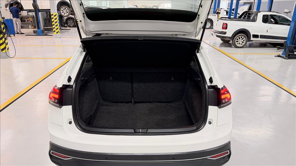 NIVUS 1.0 200 TSI TOTAL FLEX COMFORTLINE AUTOMÁTICO10