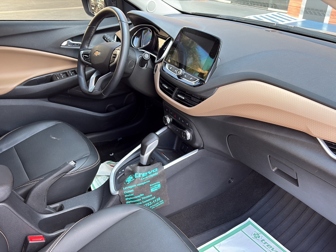 ONIX PLUS 1.0 TURBO FLEX PREMIER AUTOMÁTICO9