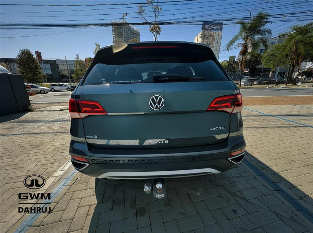 TAOS 1.4 250 TSI TOTAL FLEX COMFORTLINE AUTOMÁTICO5
