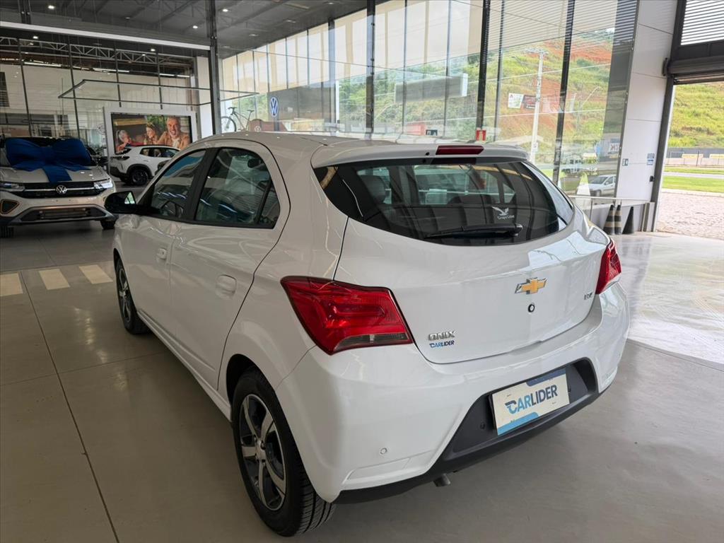 ONIX 1.4 MPFI LTZ 8V FLEX 4P AUTOMÁTICO4