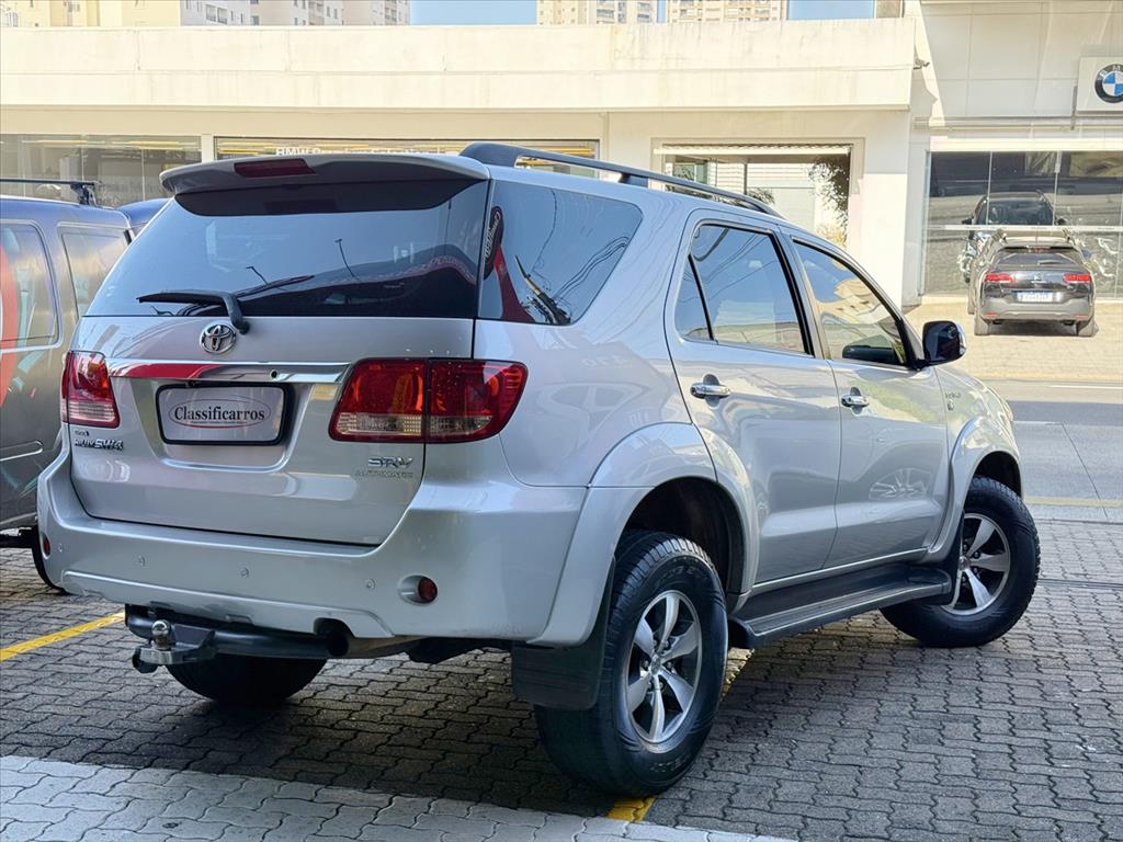 Toyota Hilux Sw4 - 3.0 SRV 4X4 16V TURBO INTERCOOLER DIESEL 4P AUTOMÁTICO