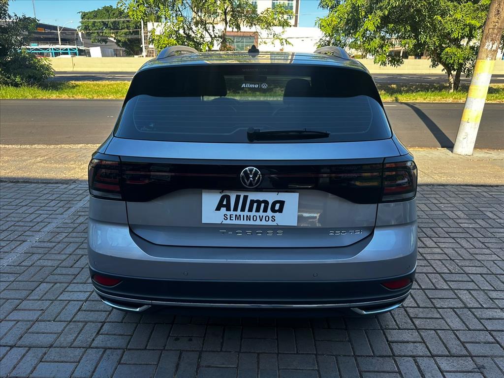 T-CROSS 1.4 250 TSI TOTAL FLEX HIGHLINE AUTOMÁTICO6