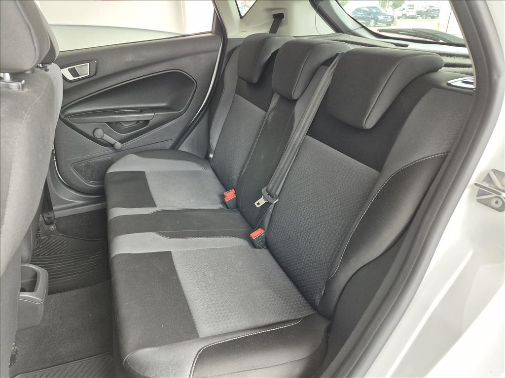 FIESTA 1.6 TI-VCT FLEX SE MANUAL4