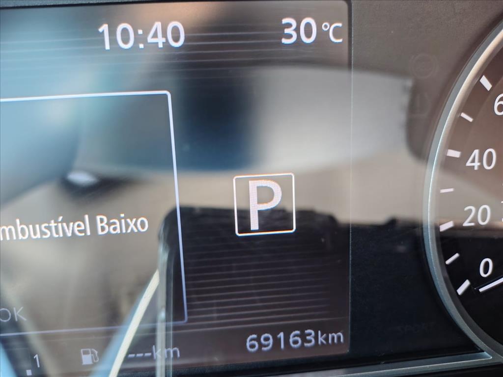 Nissan-VERSA-1.6 16V FLEX ADVANCE XTRONIC