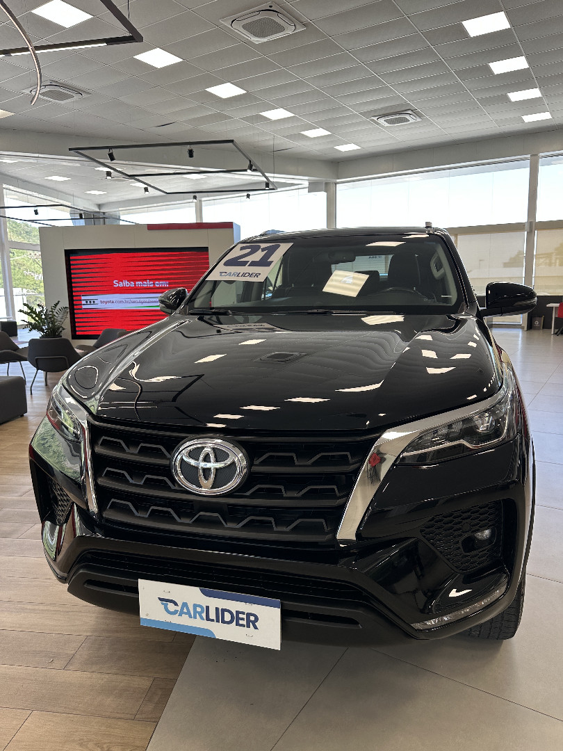 HILUX SW4 2.7 VVT-i FLEX SRV 7L 4X2 AUTOMÁTICO