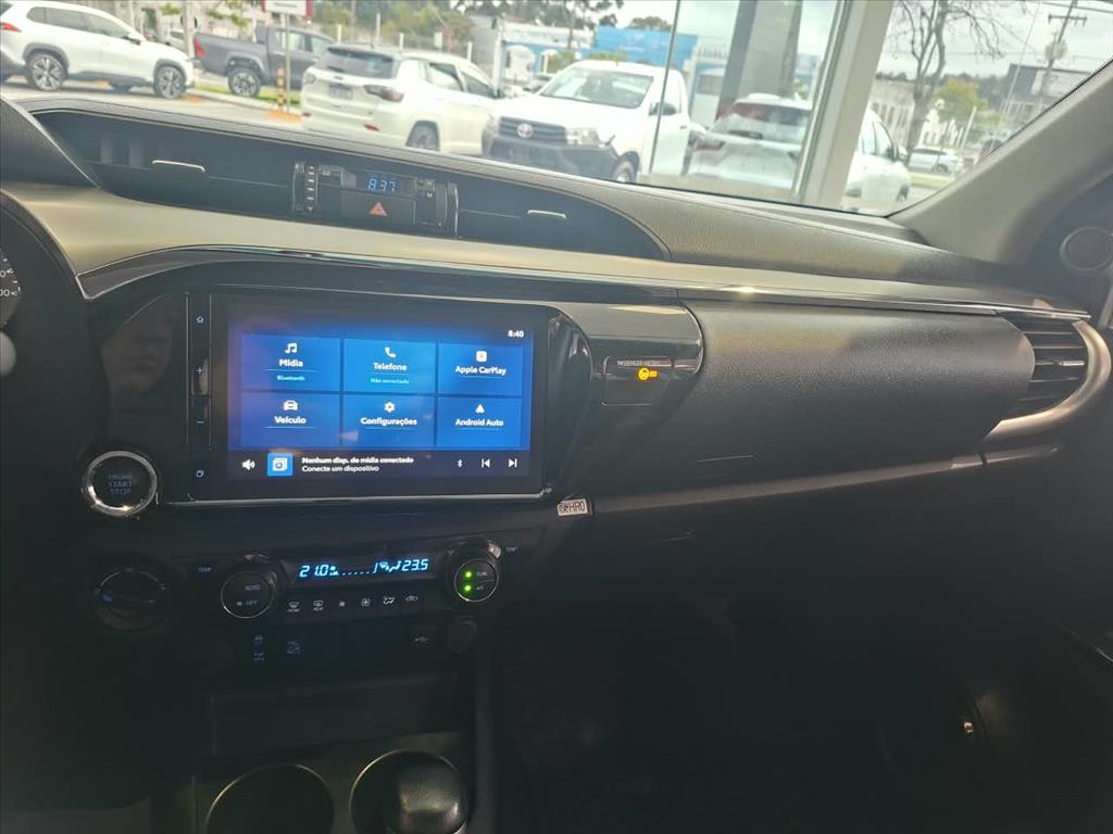 HILUX 2.8 D-4D TURBO DIESEL CD SRV 4X4 AUTOMÁTICO11