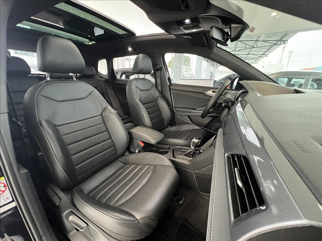 TAOS 1.4 250 TSI TOTAL FLEX HIGHLINE AUTOMÁTICO17