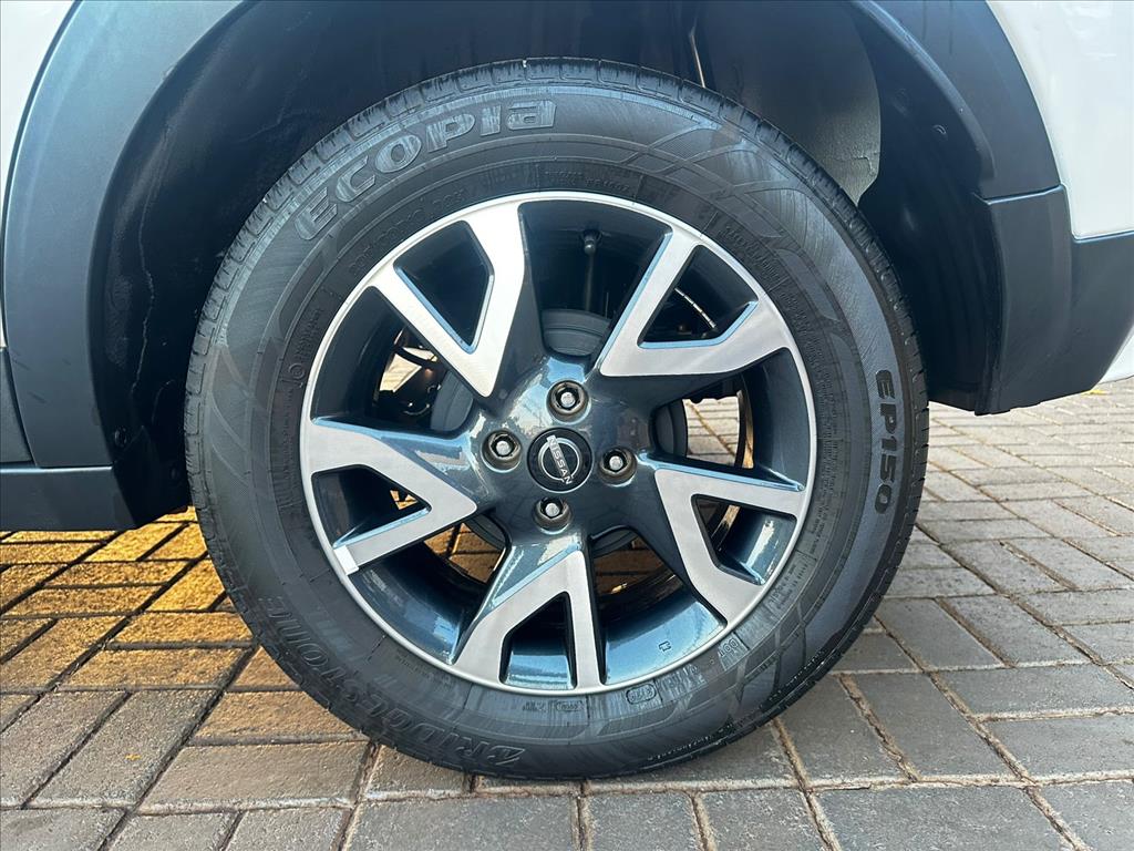 KICKS 1.6 16V FLEXSTART SENSE XTRONIC KICKS 1.6 16V FLEXSTART SENSE XTRONIC