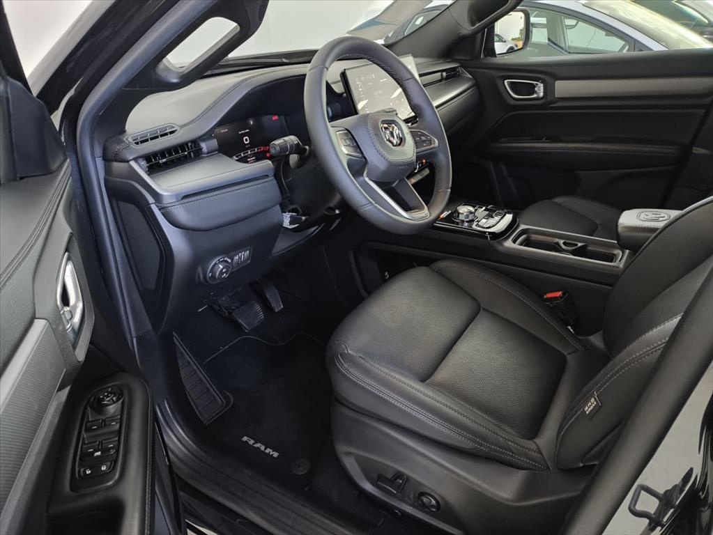 RAMPAGE 2.0 TURBO DIESEL REBEL 4X4 AUTOMÁTICO9