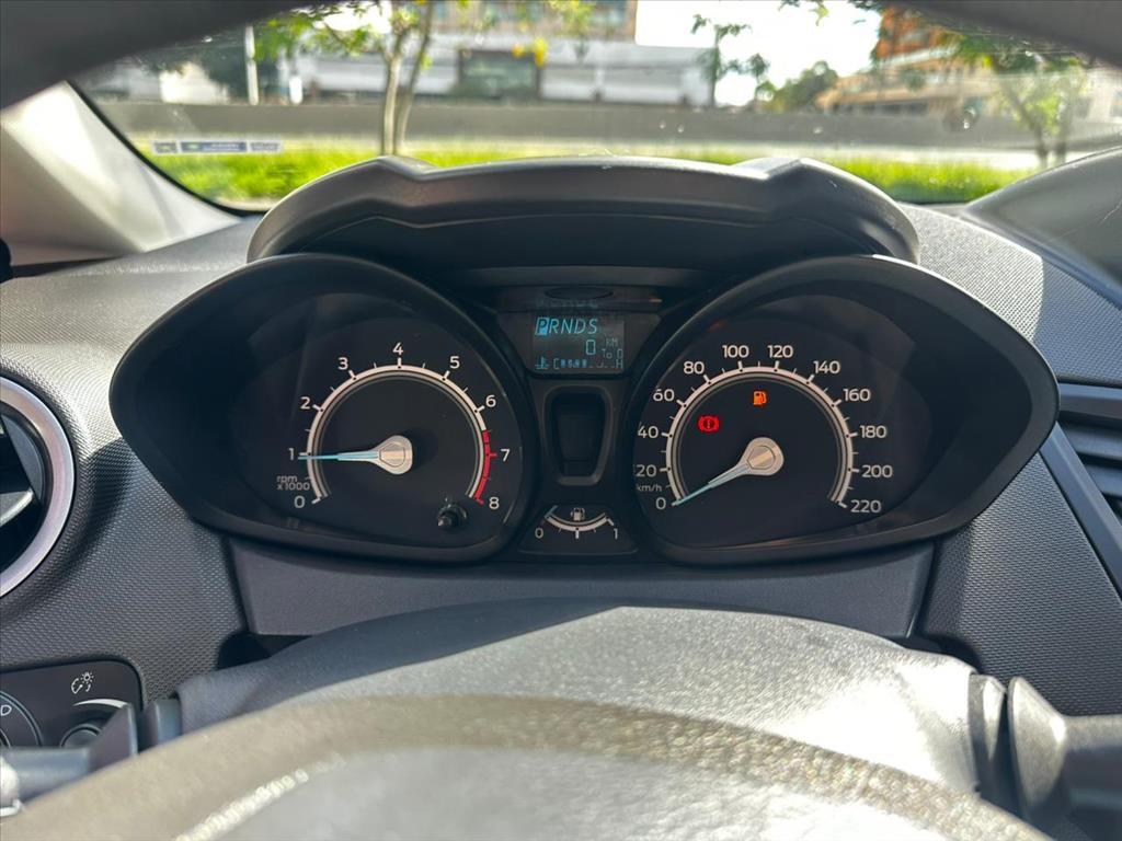 FIESTA 1.6 TI-VCT FLEX SEL POWERSHIFT12