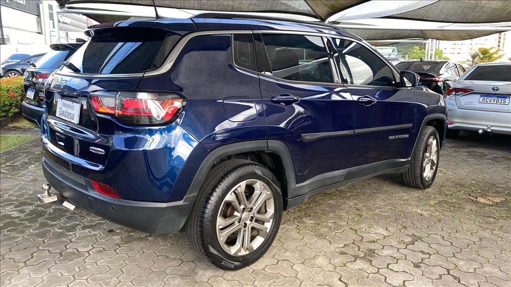 COMPASS 2.0 TD350 TURBO DIESEL LONGITUDE AT9 COMPASS 2.0 TD350 TURBO DIESEL LONGITUDE AT9