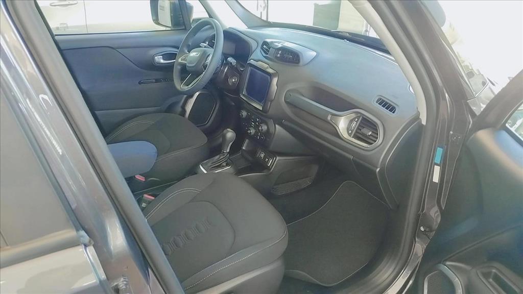 RENEGADE 1.3 T270 TURBO FLEX ALTITUDE AT66