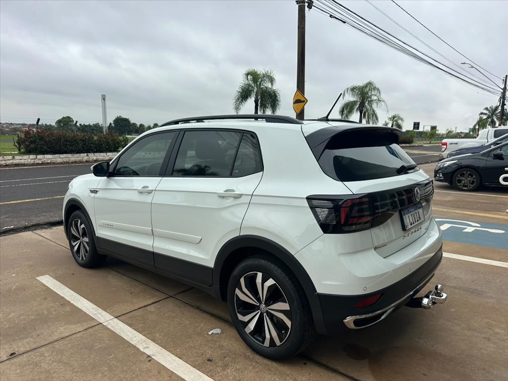 T-CROSS 1.0 200 TSI TOTAL FLEX AUTOMÁTICO3