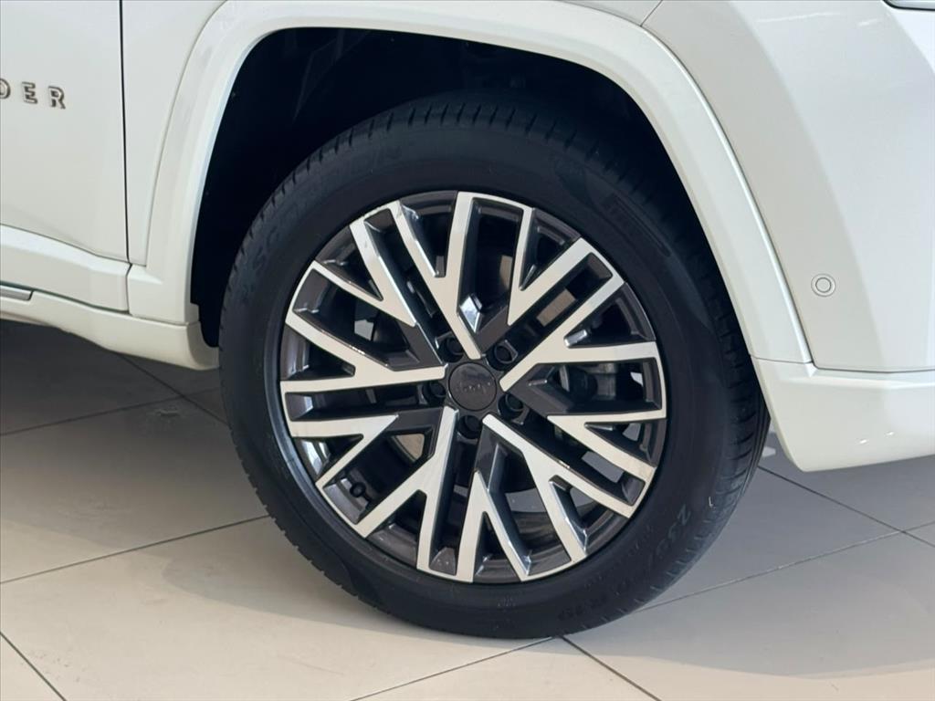 COMMANDER 2.2 TURBO DIESEL OVERLAND AT92