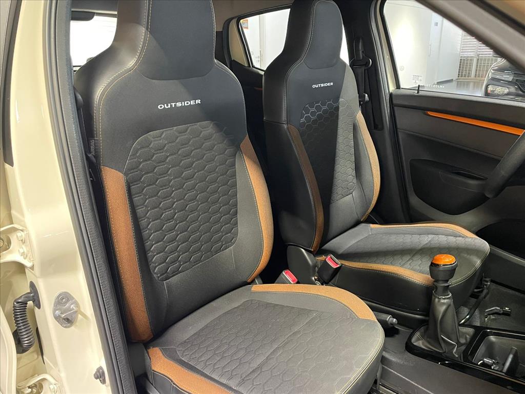 KWID 1.0 12V SCE FLEX OUTSIDER MANUAL16