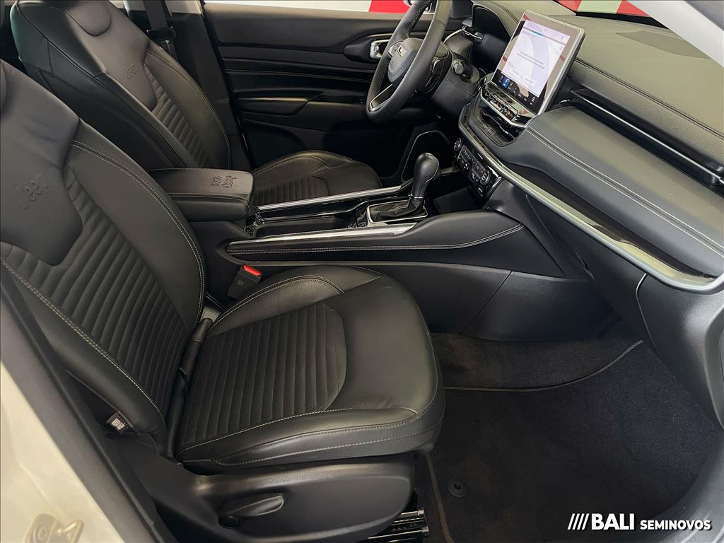 COMMANDER 1.3 T270 TURBO FLEX LONGITUDE AT612 COMMANDER 1.3 T270 TURBO FLEX LONGITUDE AT612