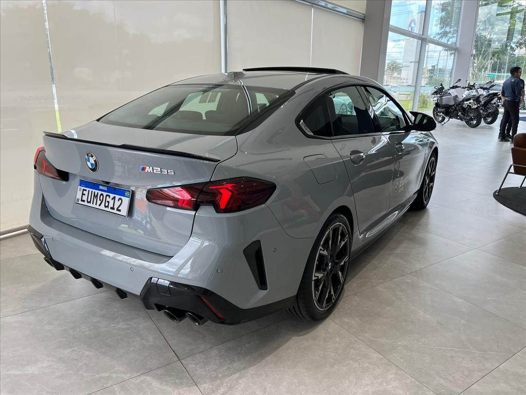 BMW-M235i-2.0 16V TURBO GASOLINA XDRIVE GRAN COUPÉ STEPTRONIC