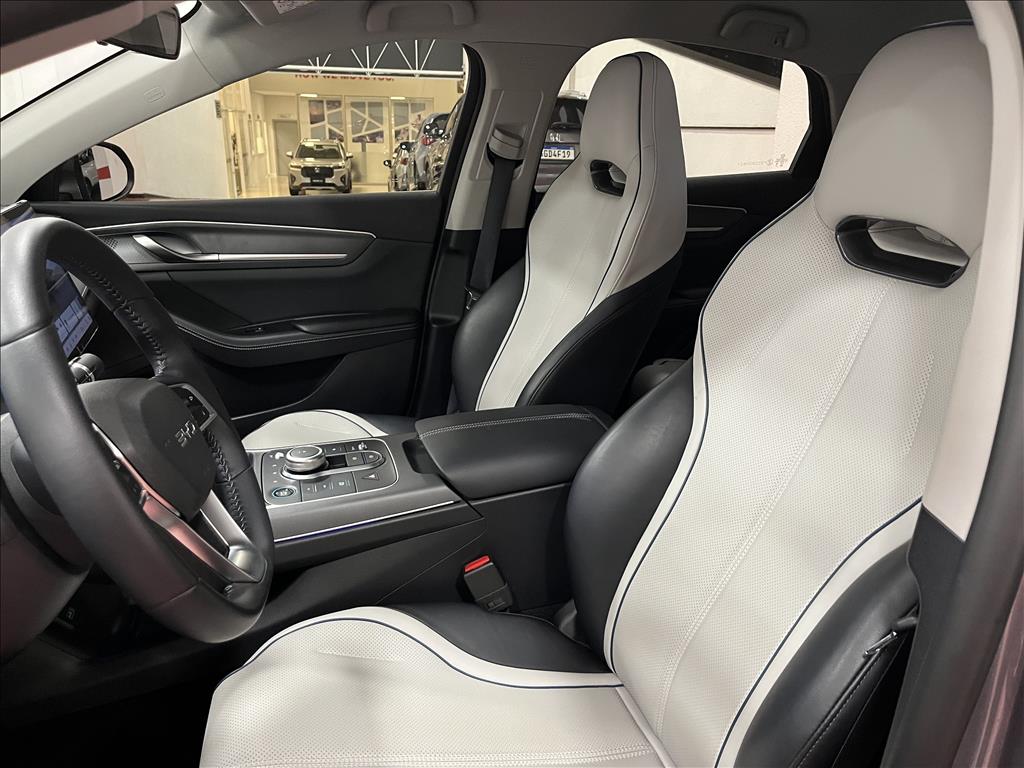 KING 1.5 DM-I PHEV GS AUTOMÁTICO10