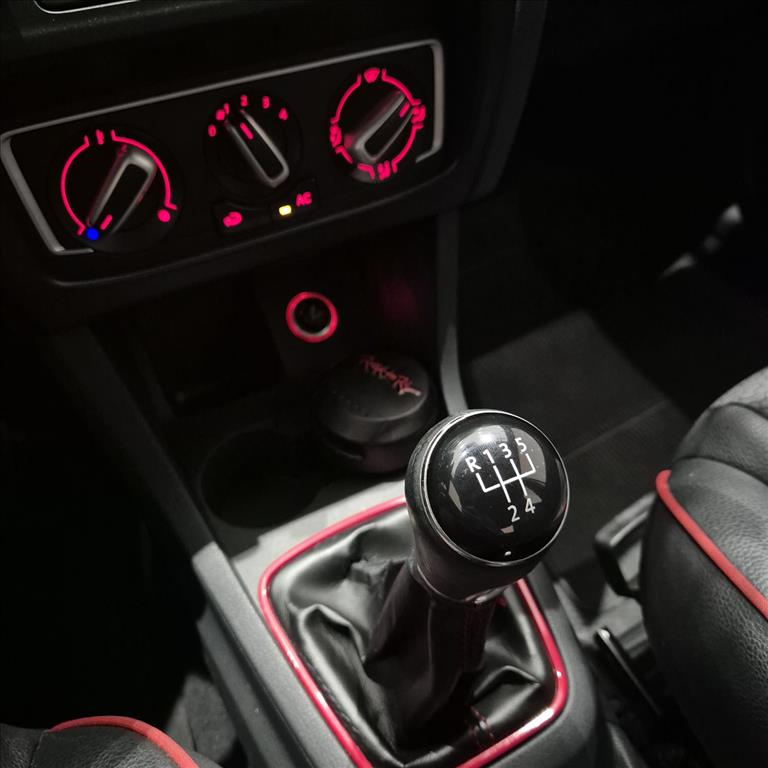 FOX 1.6 MI ROCK IN RIO 8V FLEX 4P MANUAL8