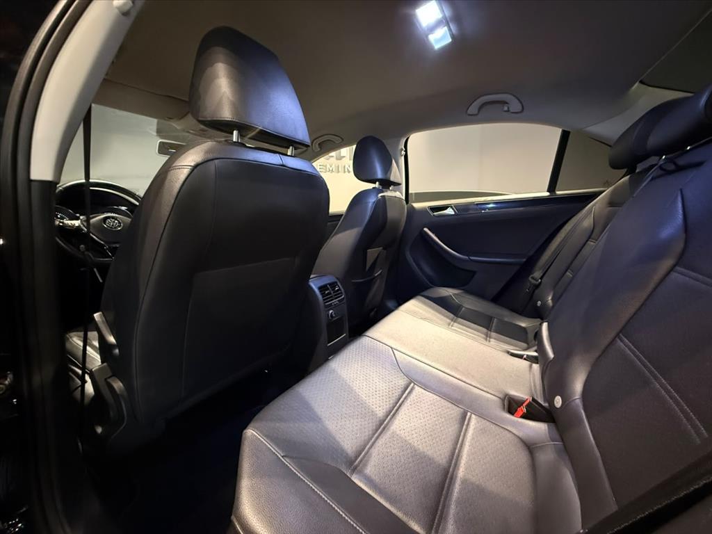 JETTA 2.0 TSI HIGHLINE 211CV GASOLINA 4P TIPTRONIC9