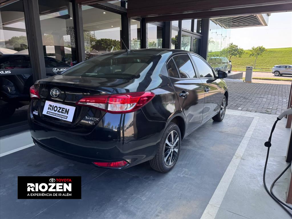 YARIS 1.5 16V FLEX SEDAN XS CONNECT MULTIDRIVE2
