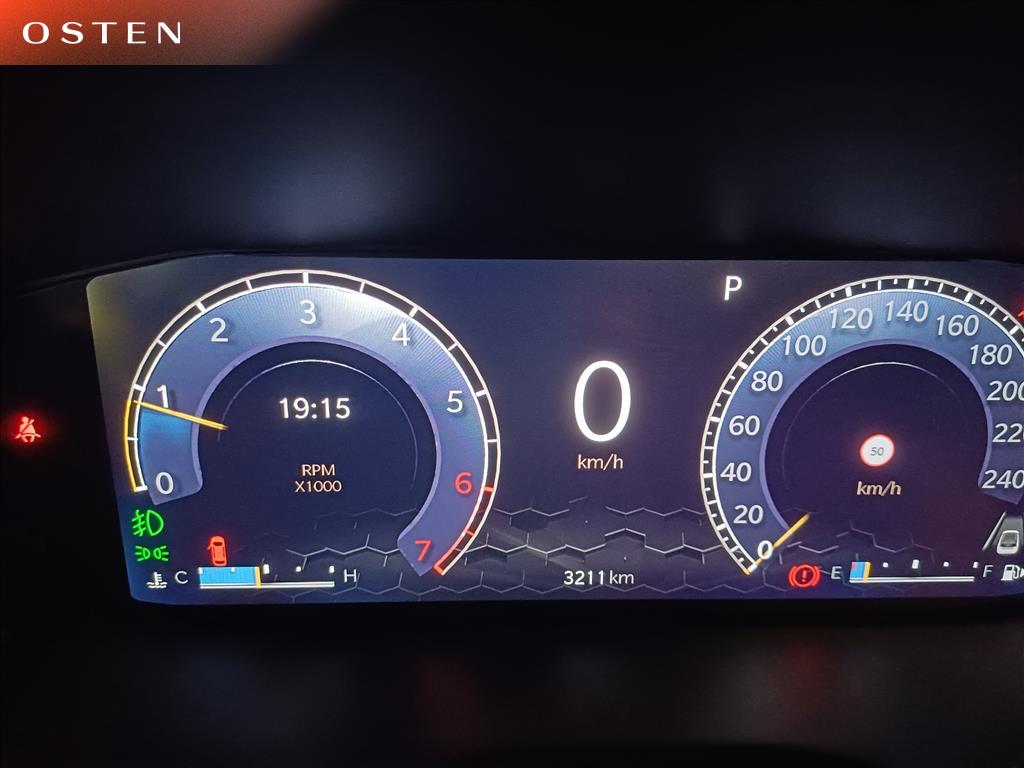 Jeep-COMMANDER-1.3 T270 TURBO FLEX OVERLAND AT6