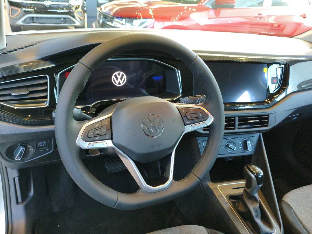 NIVUS 1.0 200 TSI TOTAL FLEX SENSE AUTOMÁTICO5